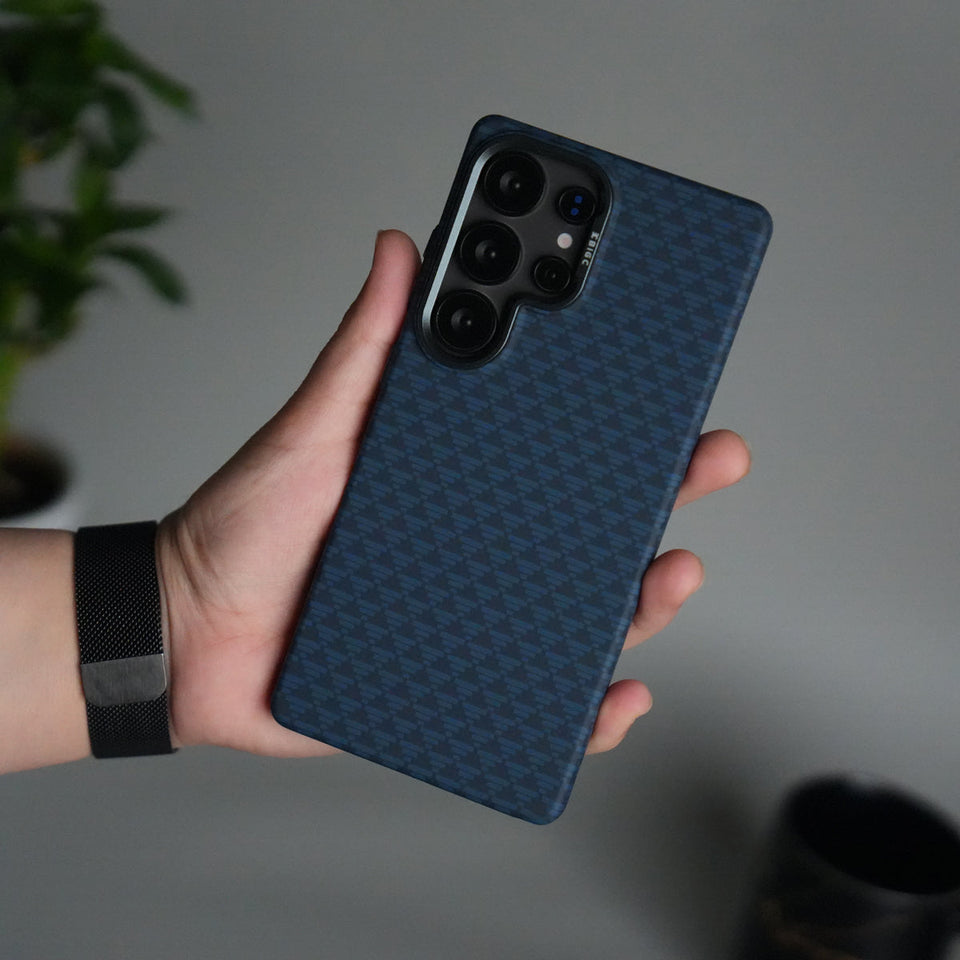 Galaxy S25 Ultra Houndstooth Pattern Case | Slim Hard Back Cover | Matte Finish Protective Case with MagSafe