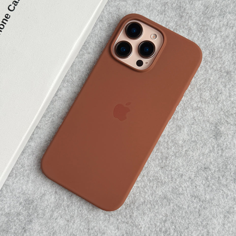 iPhone Silicone Case Cover (Brown)