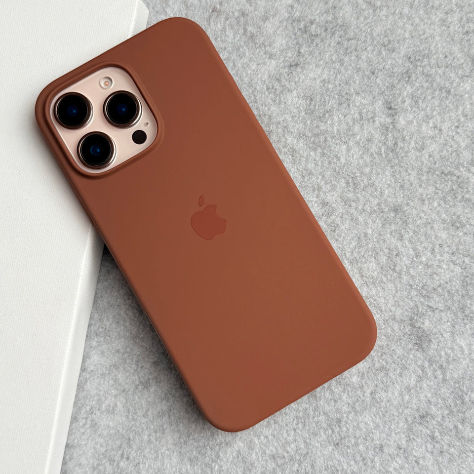 iPhone Silicone Case Cover (Brown)