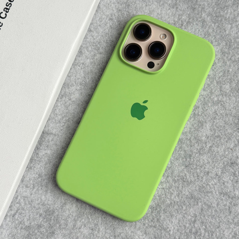 iPhone Silicone Case Cover (Pastel Green)