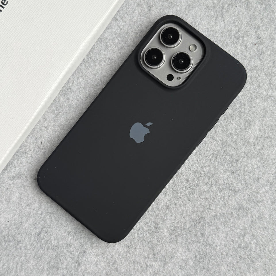 iPhone Silicone Case Cover (Black)