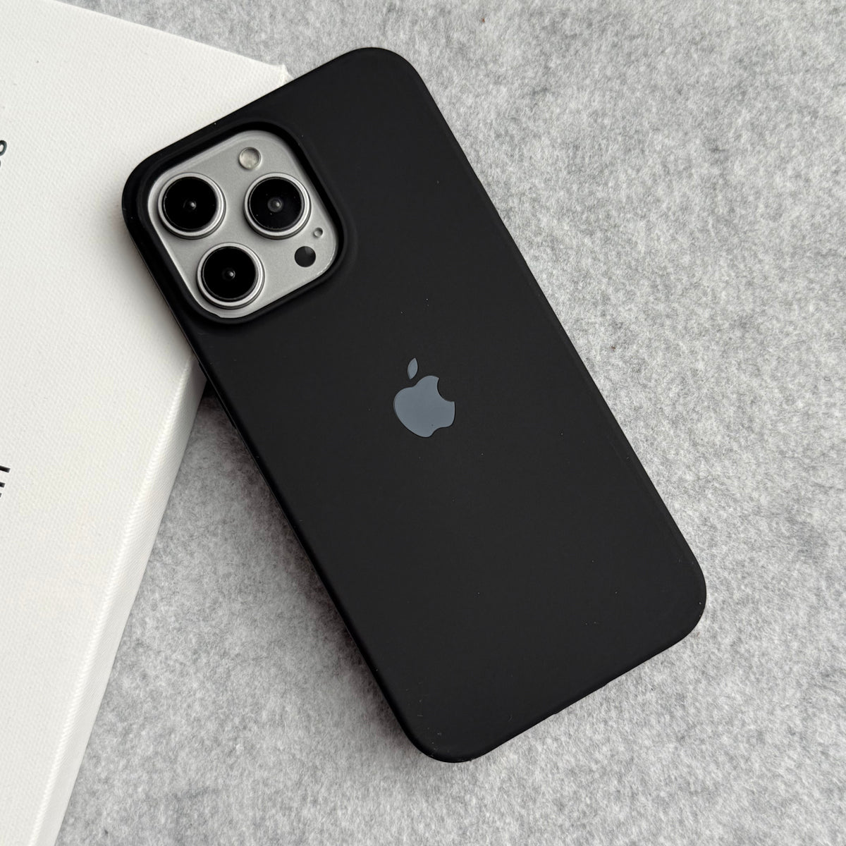iPhone Silicone Case Cover (Black)