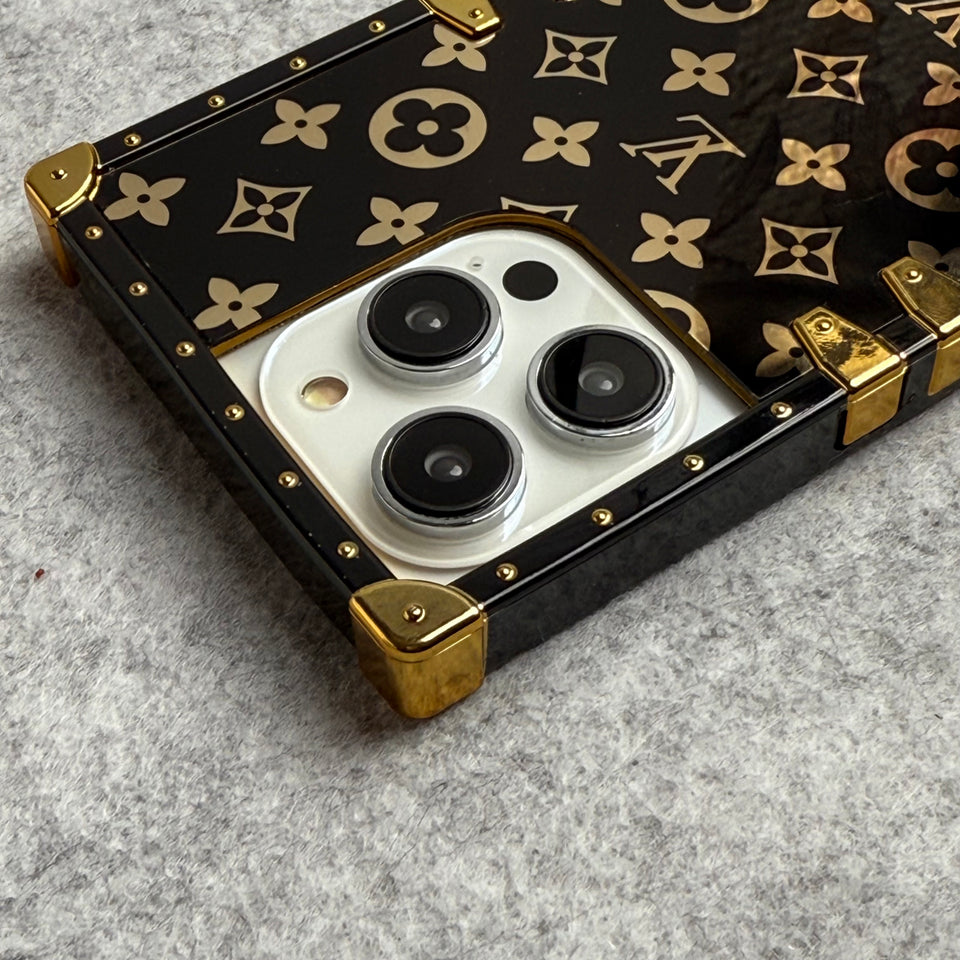 iPhone Luxury Brand Shiny Trunk Cover With Key Chain