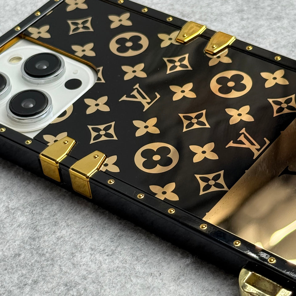 iPhone Luxury Brand Shiny Trunk Cover With Key Chain