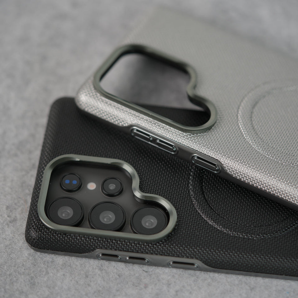 Samsung Galaxy Ultra Series Shiny Dotted MagSafe Cover With Metal Camera Bump