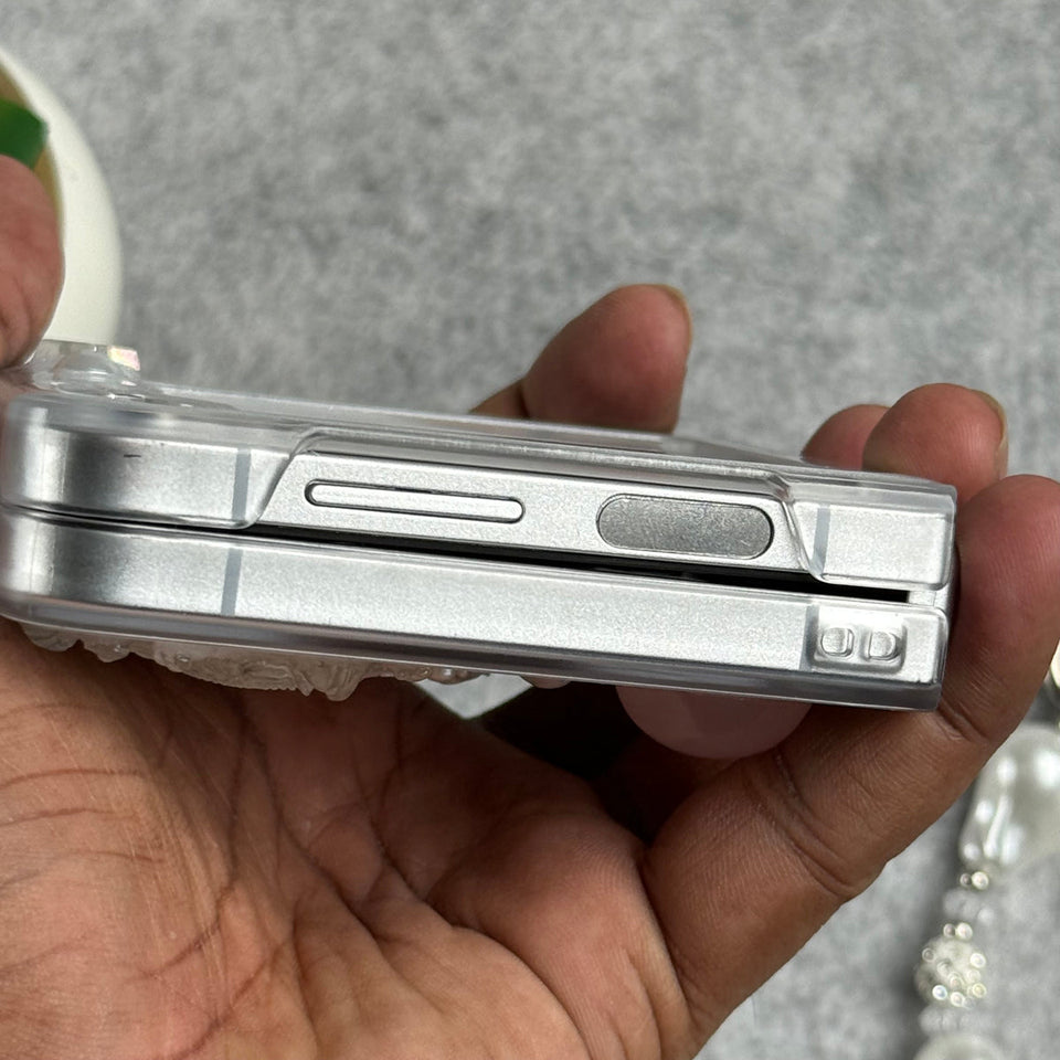 Samsung Galaxy Z Flip 6 3D Pink Butterfly Heart Cover