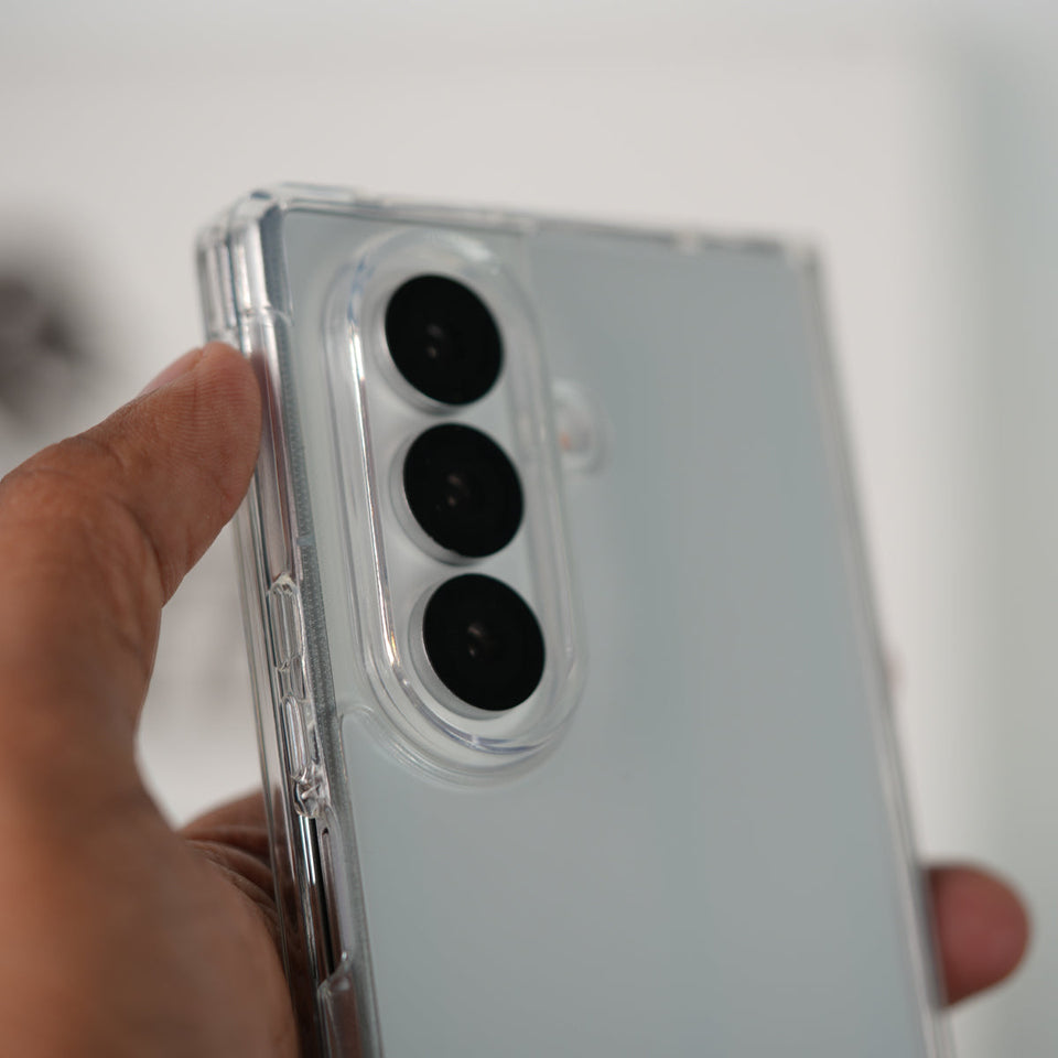 Samsung Galaxy Z Fold 7 Sleek Transparent Case Cover