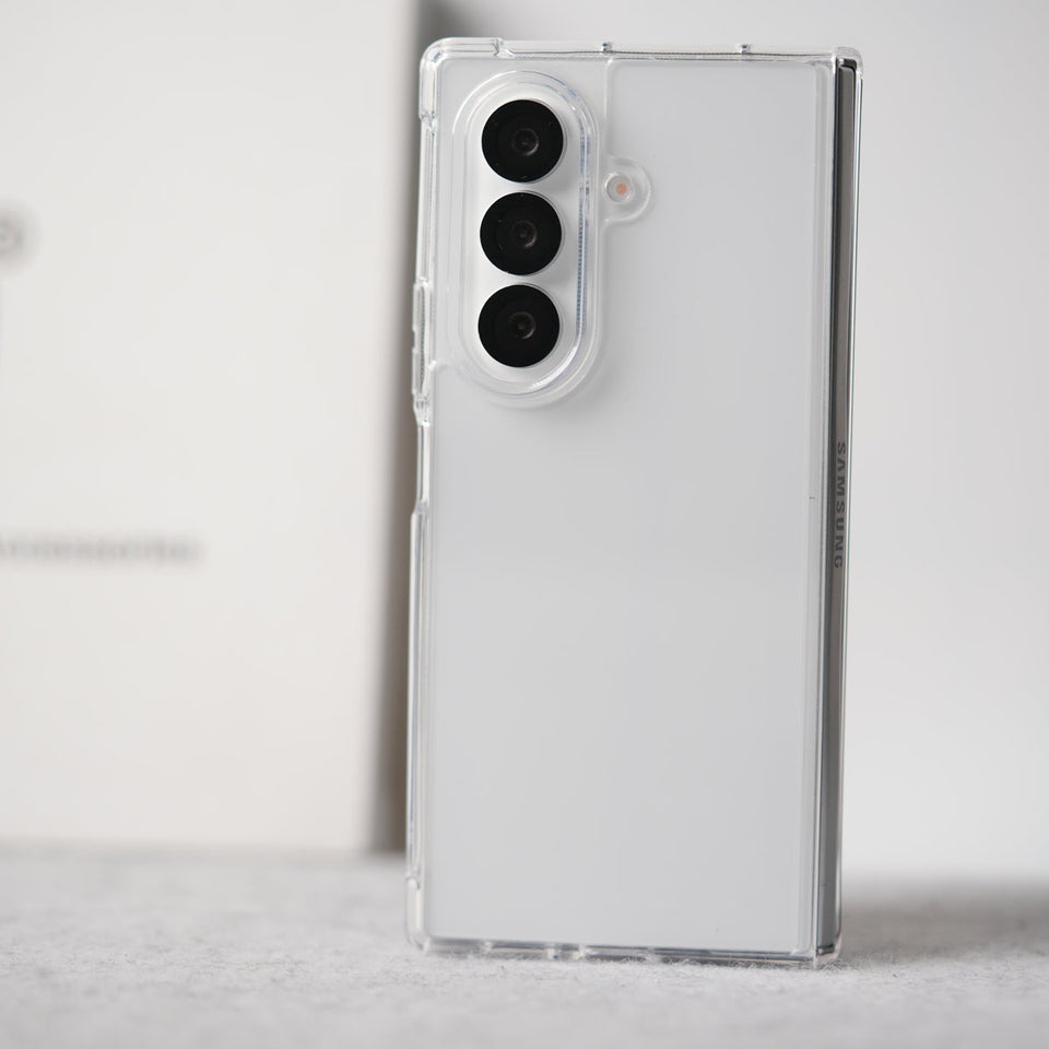 Samsung Galaxy Z Fold 7 Sleek Transparent Case Cover