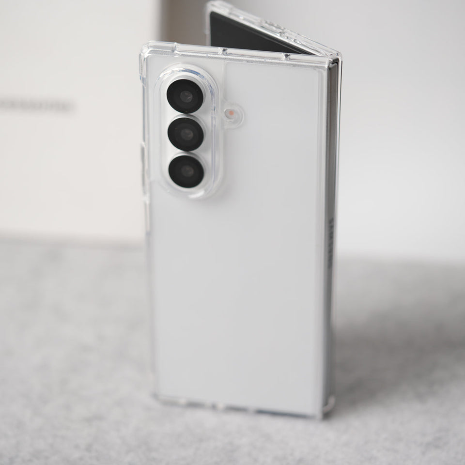 Samsung Galaxy Z Fold 7 Sleek Transparent Case Cover