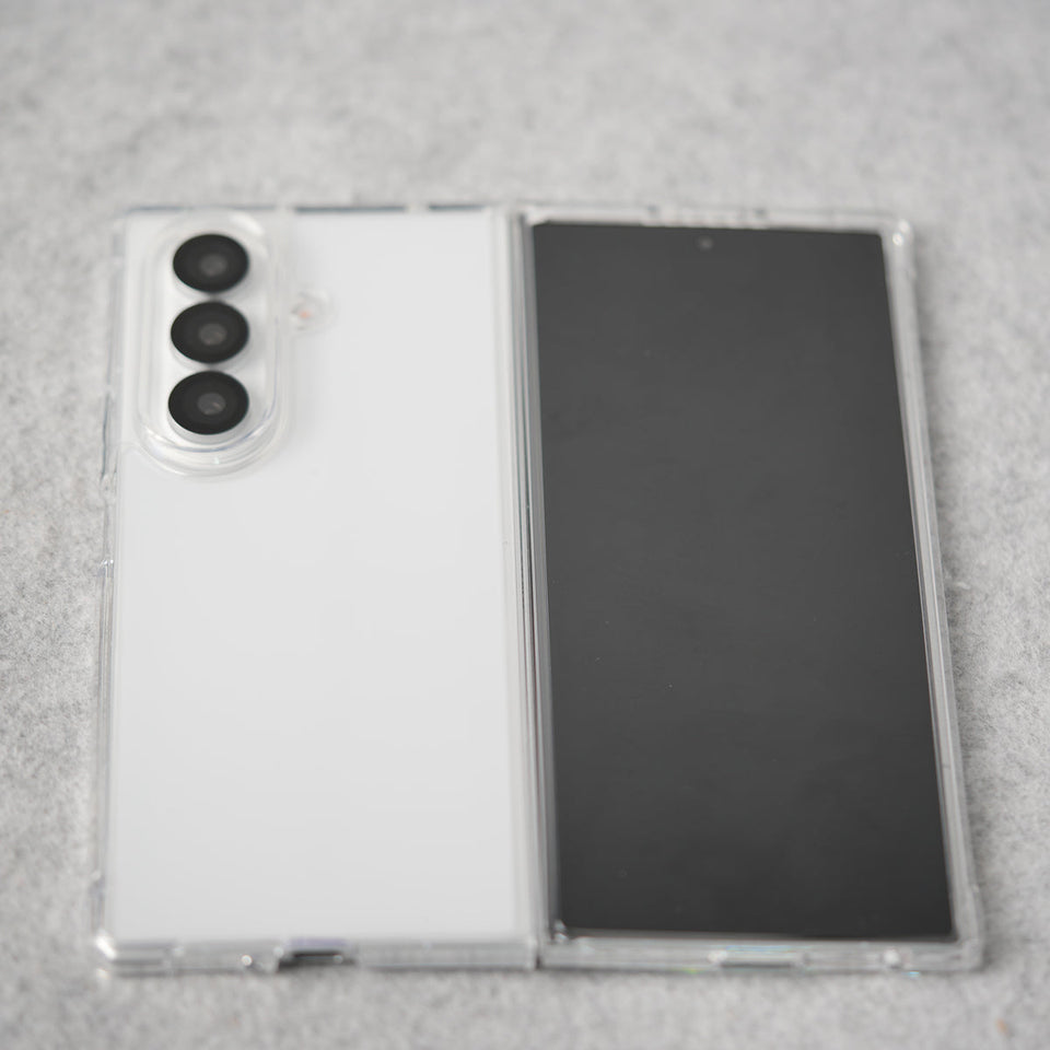 Samsung Galaxy Z Fold 7 Sleek Transparent Case Cover